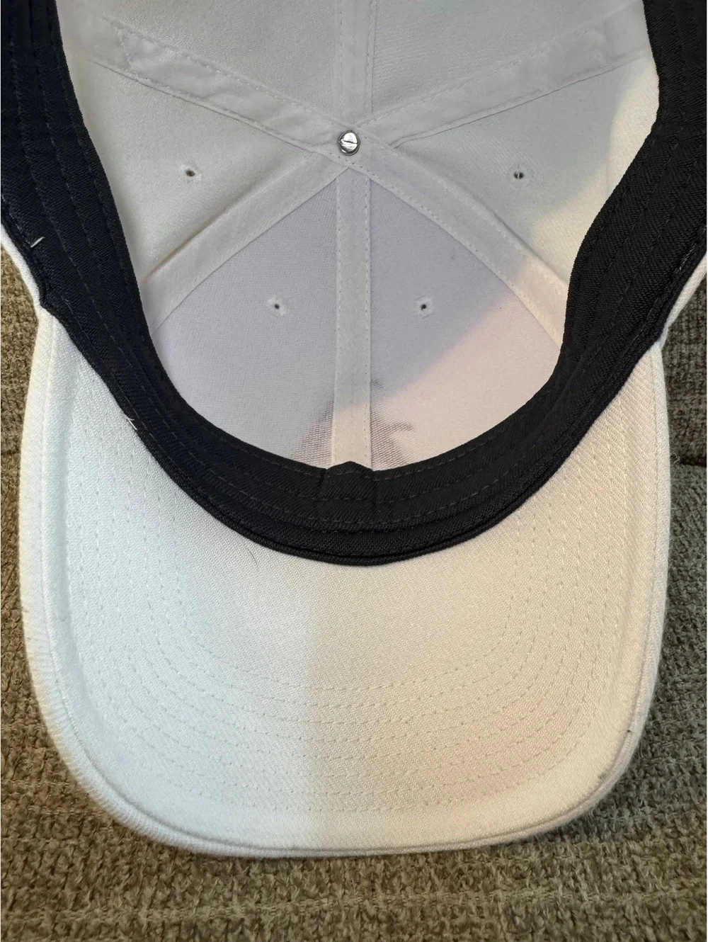 Nike Arkansas Razorbacks White/Red baseball cap “A